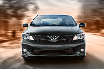 Toyota Corolla GLI 2012 Front View