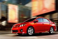 Toyota Corolla GLI 2012 Side View