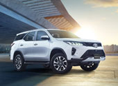 Toyota Fortuner Price