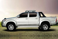 Toyota Hilux Turbo 2012 Side View